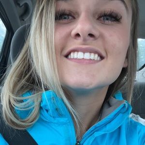 Meet your Posher, Kyla